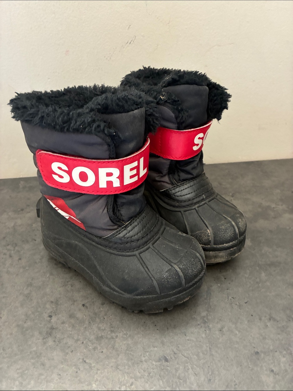 Sorel Kids Black and Red Insulated Winter Boots